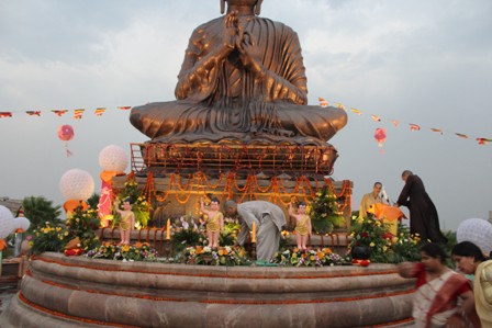 Ấn Độ: Đại Học Gautam Buddha tổ chức lễ Phật Đản