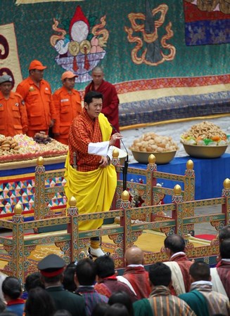 Bhutan: Chùm ảnh lễ Khai tâm đặt tên Hoàng tử theo nghi thức Phật Giáo