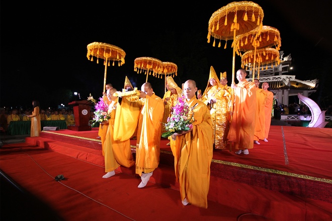 Lễ hội cầu an tại Festival Huế