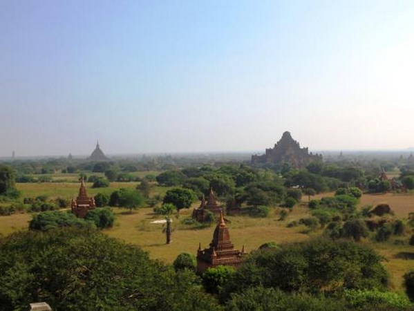 Myanmar: Chùm ảnh Ngôi Cổ tự Shwesantaw đầy quyến rũ khi ánh bình minh tỏa rạng