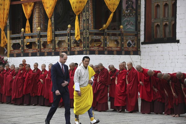 Chùm ảnh Hoàng tử Anh và Công nương đến thăm Vương quốc PG Bhutan