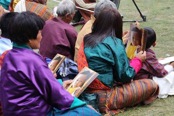 Bhutan: Chùm ảnh lễ Khai tâm đặt tên Hoàng tử theo nghi thức Phật Giáo