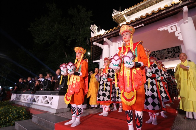 Lễ hội cầu an tại Festival Huế