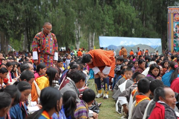 Bhutan: Chùm ảnh lễ Khai tâm đặt tên Hoàng tử theo nghi thức Phật Giáo