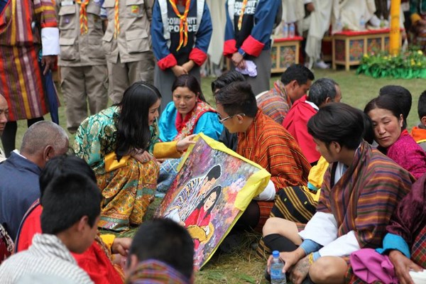 Bhutan: Chùm ảnh lễ Khai tâm đặt tên Hoàng tử theo nghi thức Phật Giáo