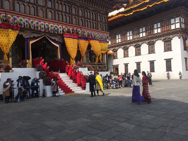 Chùm ảnh Hoàng tử Anh và Công nương đến thăm Vương quốc PG Bhutan