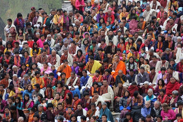 Bhutan: Chùm ảnh lễ Khai tâm đặt tên Hoàng tử theo nghi thức Phật Giáo