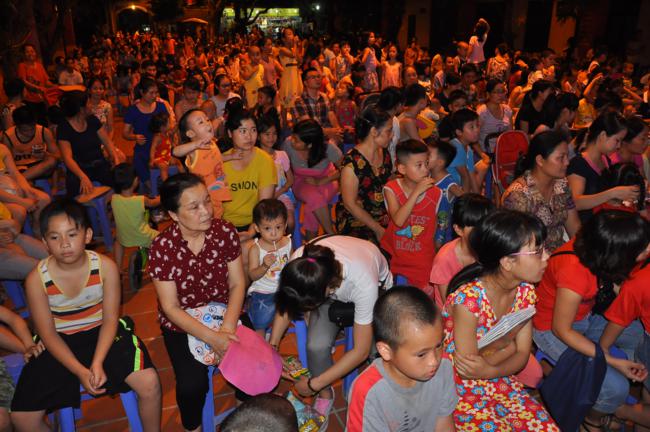 Hà Nội: Đêm văn nghệ mừng ngày Quốc tế thiếu nhi tại chùa Bằng