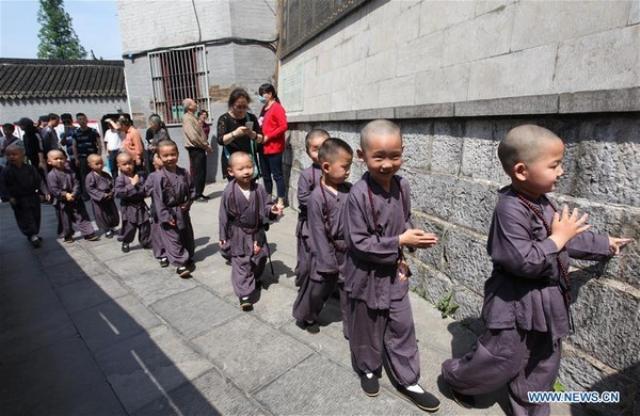 Trung Quốc: Chùm ảnh 50 Tiểu Hòa thượng tham gia cuộc thi bé đáng yêu