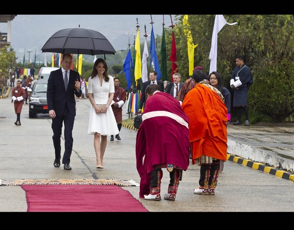 Chùm ảnh Hoàng tử Anh và Công nương đến thăm Vương quốc PG Bhutan