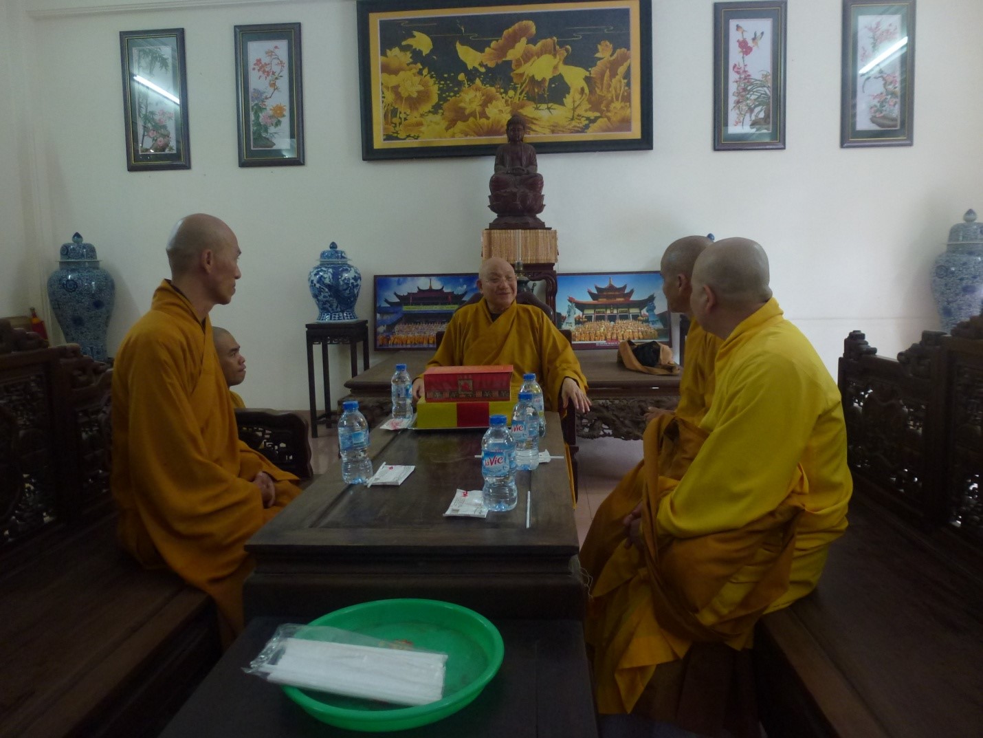 Ninh Thuận: Ban Kiến đàn Đại Giới đàn “ĐỨC TẠNG” cung thỉnh Hội đồng thập sư truyền giới.