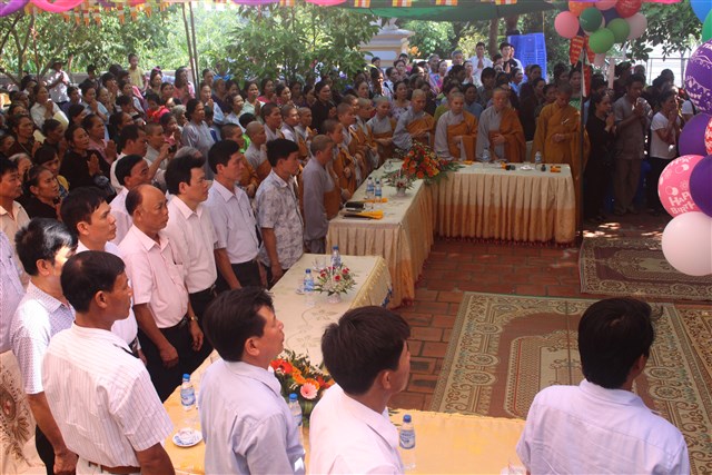 Thanh Hóa: Chùa Linh Giang kính mừng Phật đản PL: 2560