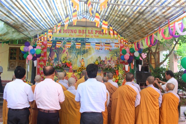 Thanh Hóa: Chùa Linh Giang kính mừng Phật đản PL: 2560
