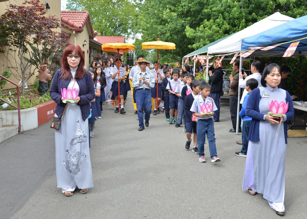 Đại lễ Phật Đản PL.2560 tại Chùa Phổ Từ, California, Hoa Kỳ