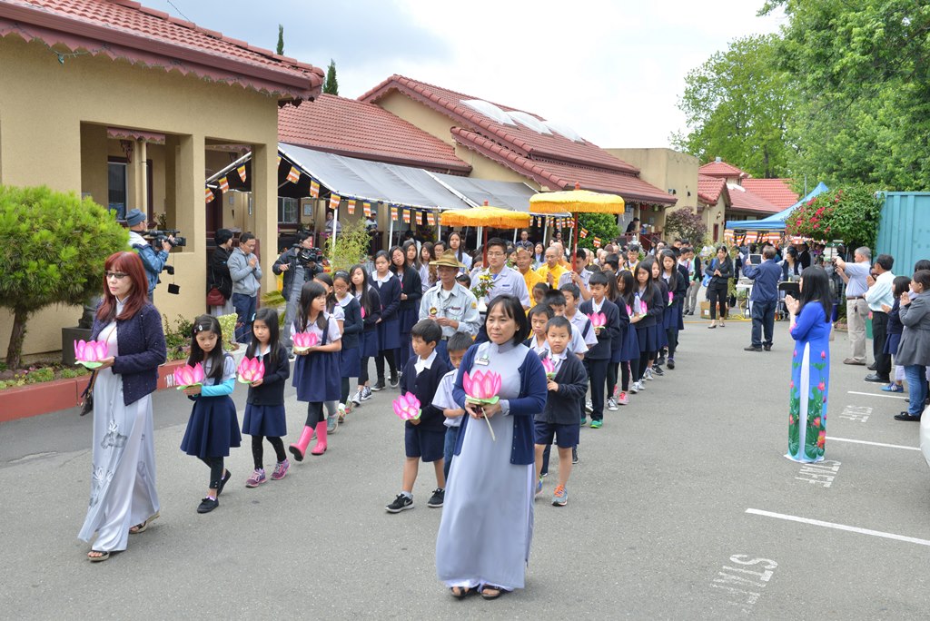 Đại lễ Phật Đản PL.2560 tại Chùa Phổ Từ, California, Hoa Kỳ