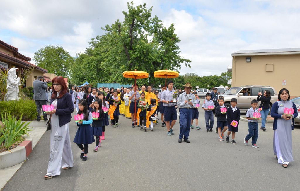 Đại lễ Phật Đản PL.2560 tại Chùa Phổ Từ, California, Hoa Kỳ