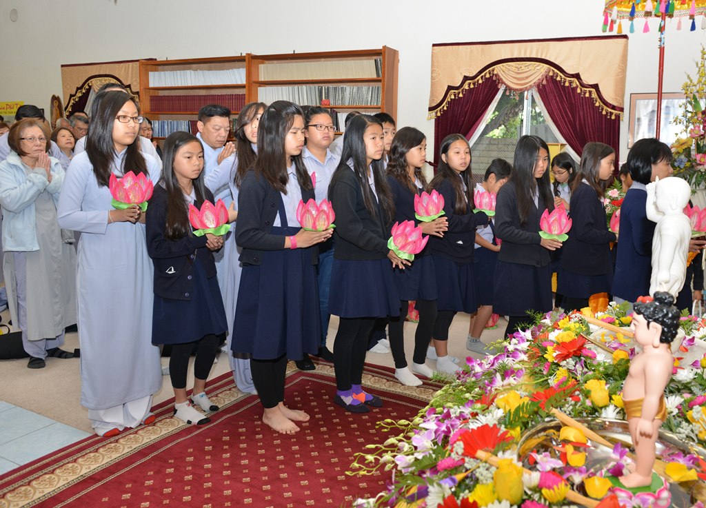 Đại lễ Phật Đản PL.2560 tại Chùa Phổ Từ, California, Hoa Kỳ