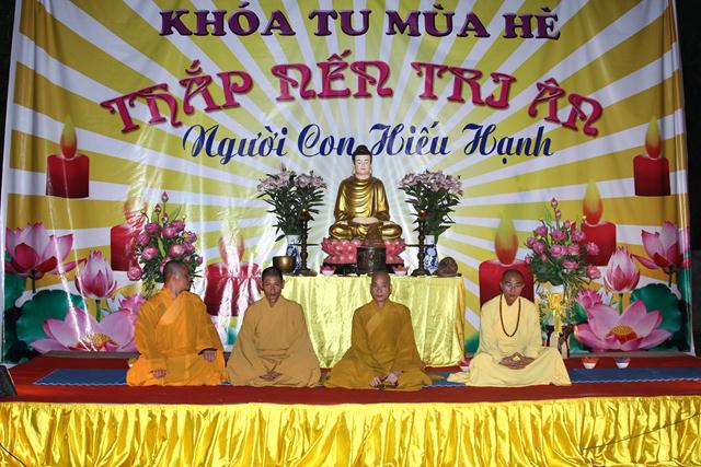 Thái Nguyên bế mạc khóa tu &quot;Hương Từ Bi &quot; chùa Từ Quang