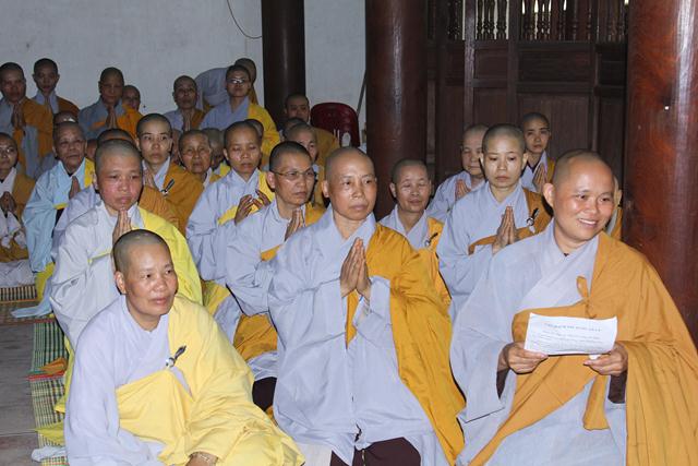 Quảng Ninh: Hành giả vân tập về Hạ trường chùa Trình Yên Tử an cư kết hạ