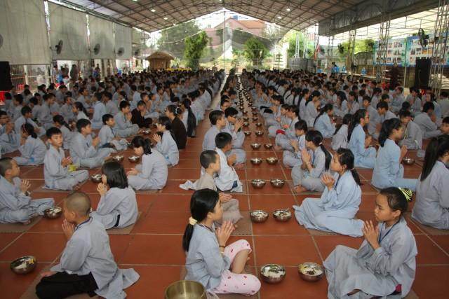 Thái Bình: Chùm ảnh “Nụ thương sen hồng” tại chùa Từ Xuyên ( 04/06/2016)