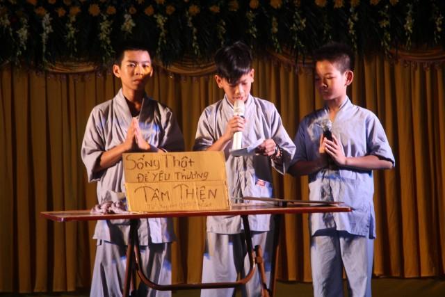 Thái Bình: Chùm ảnh “Nụ thương sen hồng” tại chùa Từ Xuyên ( 04/06/2016)