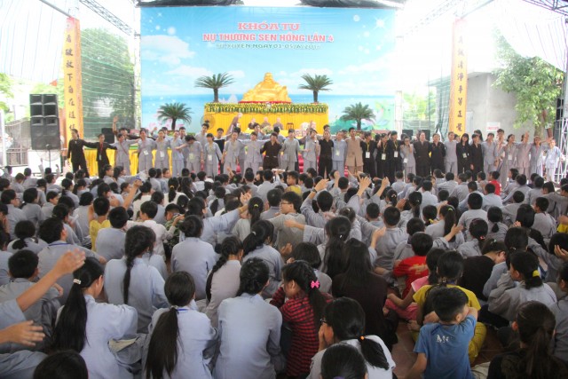 Thái Bình: Chùa Từ Xuyên bế mạc khóa tu Sen Hồng