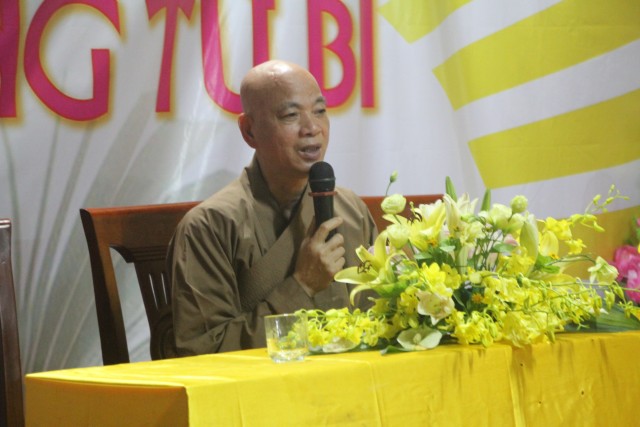 Thái Nguyên: Đêm thắp nến tri ân khóa tu “HƯƠNG TỪ BI” tại Chùa Từ Quang