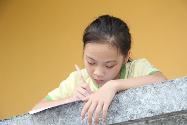 Thái Nguyên: Đêm thắp nến tri ân khóa tu “HƯƠNG TỪ BI” tại Chùa Từ Quang