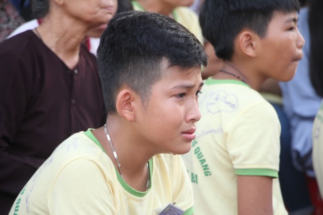 Thái Nguyên: Đêm thắp nến tri ân khóa tu “HƯƠNG TỪ BI” tại Chùa Từ Quang
