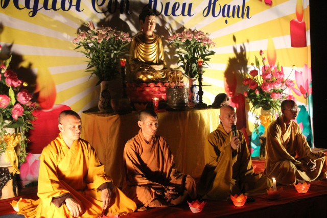 Thái Nguyên: Đêm thắp nến tri ân khóa tu “HƯƠNG TỪ BI” tại Chùa Từ Quang