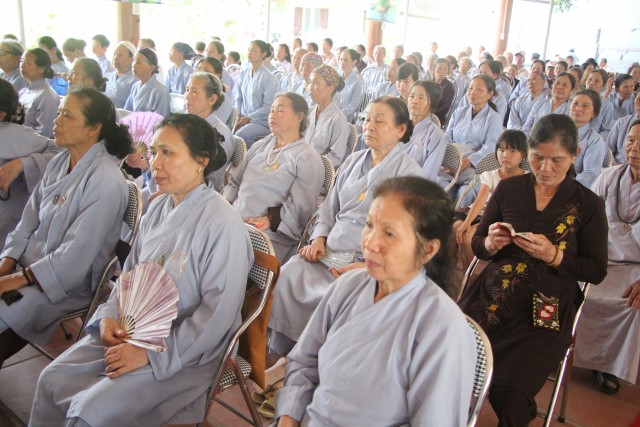 Thái Bình: Phật đản về với chùa Văn Môn