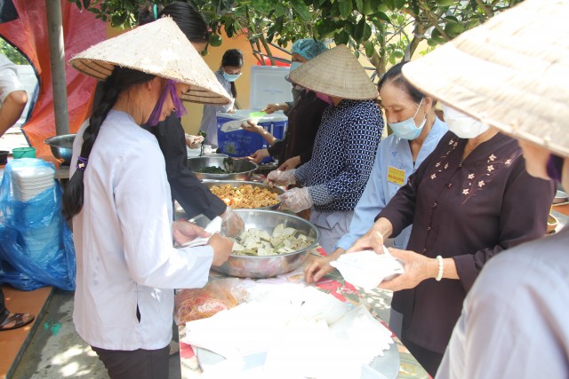 Thái Bình: Phật đản về với chùa Văn Môn