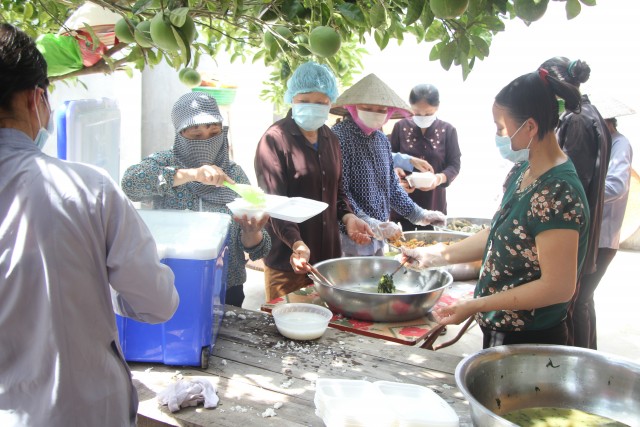 Thái Bình: Phật đản về với chùa Văn Môn