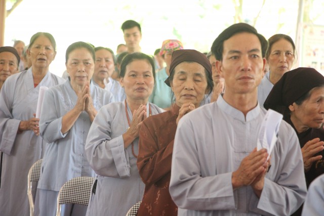 Thái Bình: Phật đản về với chùa Văn Môn