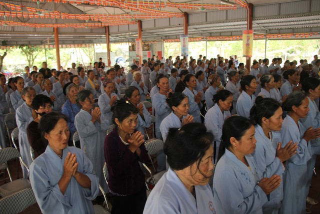 Thái Bình: Phật đản về với chùa Văn Môn