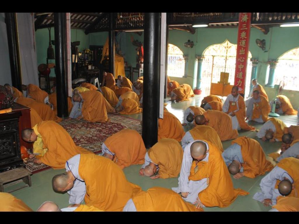 Đại Giới Đàn Đồng Tháp Vào Ngày Đầu Tiên