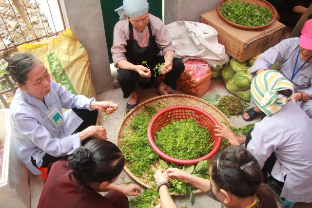 Thái Bình: Nhiều cảm xúc trong ngày tu thứ hai tại chùa Từ Xuyên