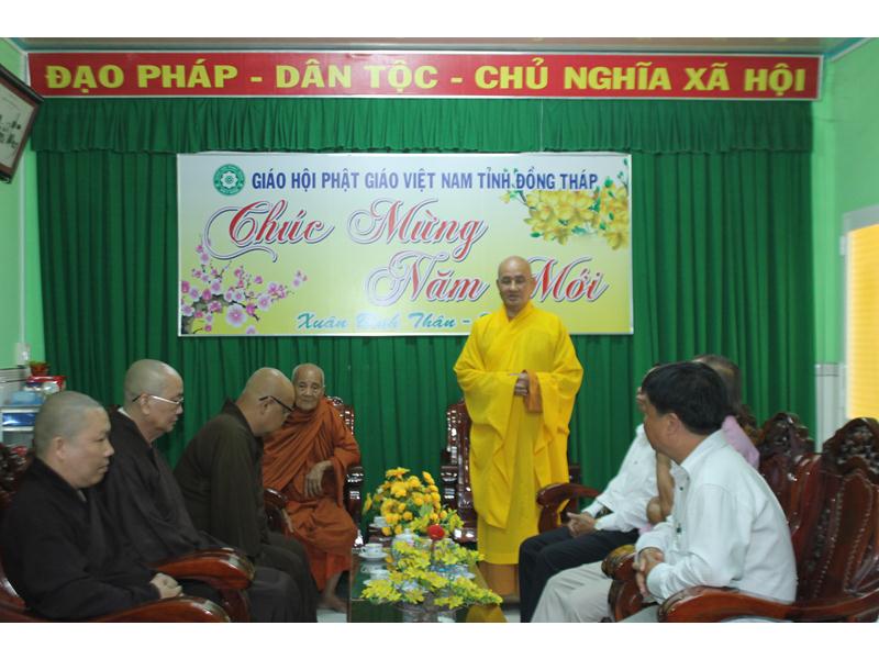 PG Đồng Tháp: Tỉnh Ủy Thăm Nhân Mùa Phật Đản Pl.2560