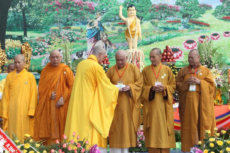 BTS. PG Đồng Tháp Tổ Chức Đại Lễ Phật Đản Phật Lịch 2560
