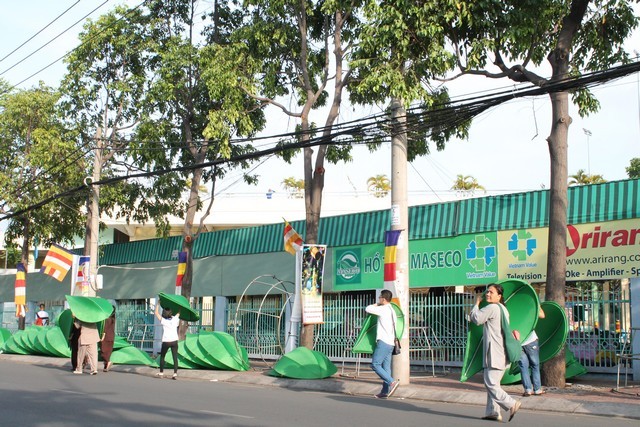 TP.Hồ Chí Minh - Bình Dương: Nét đẹp mùa Phật Đản 2560