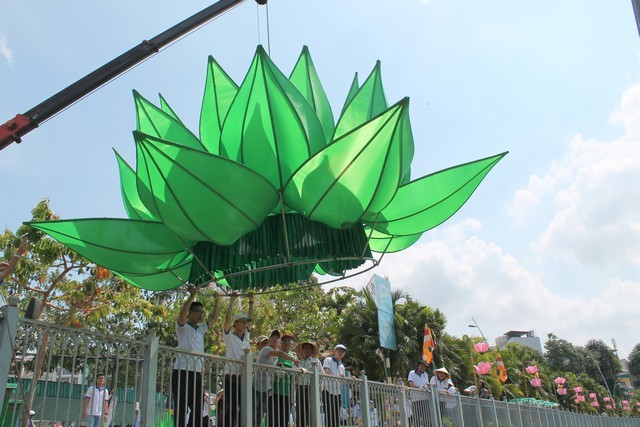 TP.Hồ Chí Minh - Bình Dương: Nét đẹp mùa Phật Đản 2560