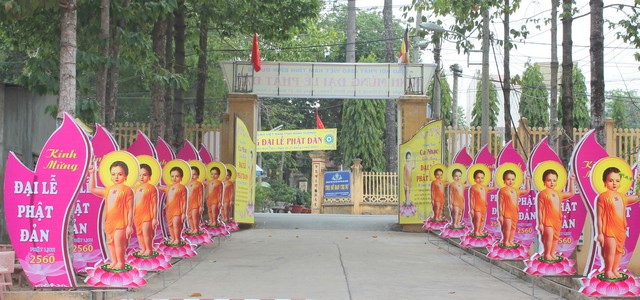 TP.Hồ Chí Minh - Bình Dương: Nét đẹp mùa Phật Đản 2560