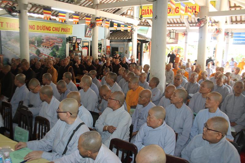 BTS. PG Đồng Tháp Khai Giảng Khóa Hành Chánh Trụ Trì Năm 2016