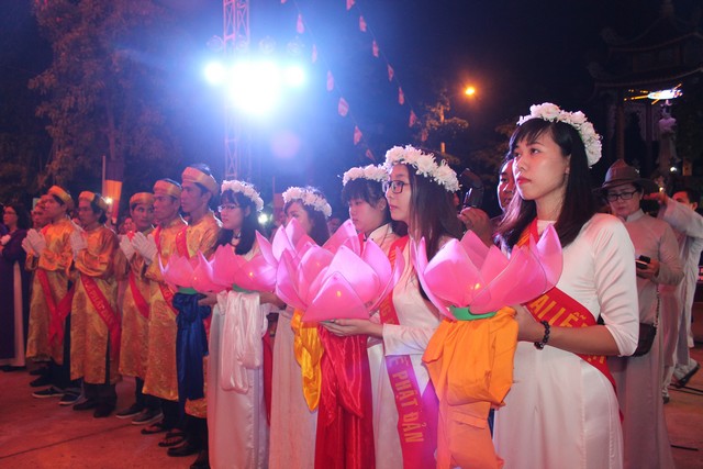 Bình Dương: Giữ nét truyền thống chào mừng đại lễ PD: 2560 - DL: 2016