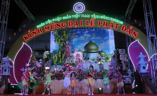Bình Dương: Giữ nét truyền thống chào mừng đại lễ PD: 2560 - DL: 2016