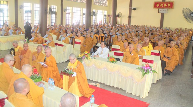 Bình Dương: Lễ khai hạ Tịnh nghiệp đạo tràng An cư kiết hạ PL: 2560