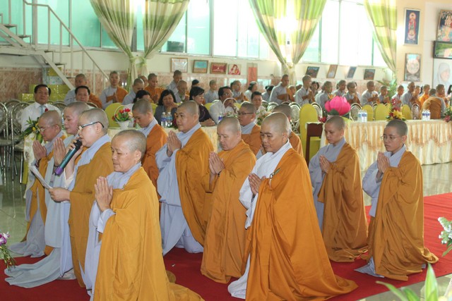 Bình Dương: Lễ khai hạ tịnh nghiệp đạo tràng, phân ban Ni giới Bình Dương