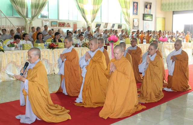 Bình Dương: Lễ khai hạ tịnh nghiệp đạo tràng, phân ban Ni giới Bình Dương