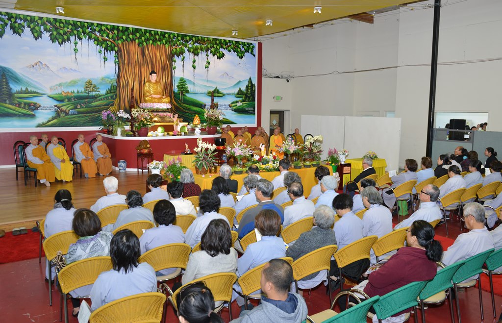 Hoa kỳ: Đại Lễ Phật Đản 2016 - PL 2560 tại niệm Phật Đường Fremont