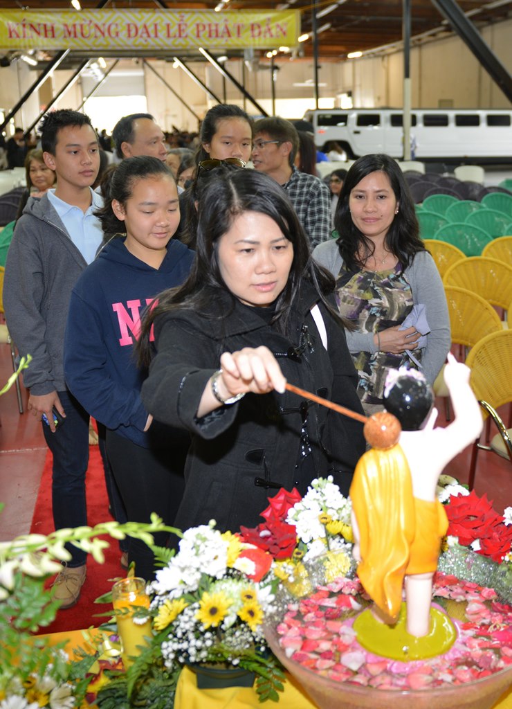 Hoa kỳ: Đại Lễ Phật Đản 2016 - PL 2560 tại niệm Phật Đường Fremont